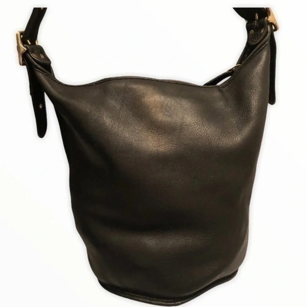 Coach vintage xl black leather feed bucket bag 9085